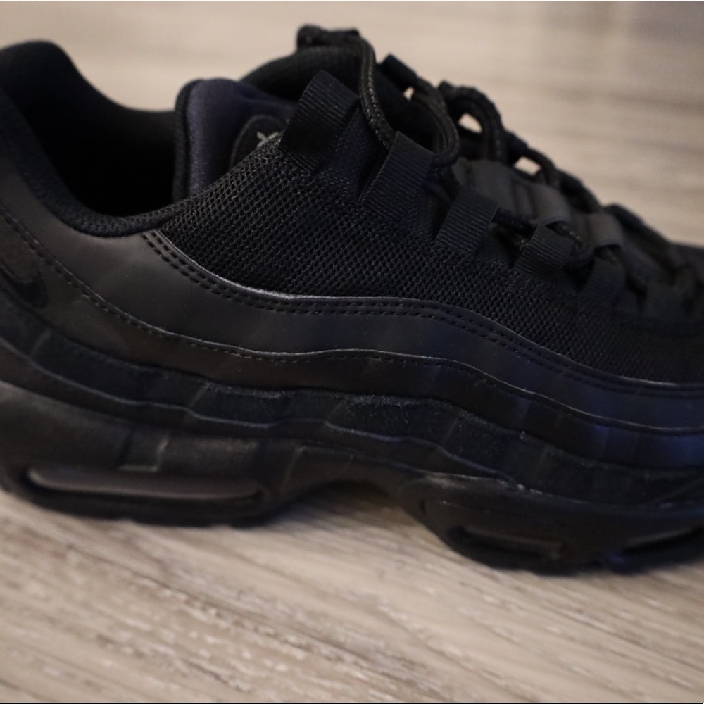 Nike Air Max 95 Essential